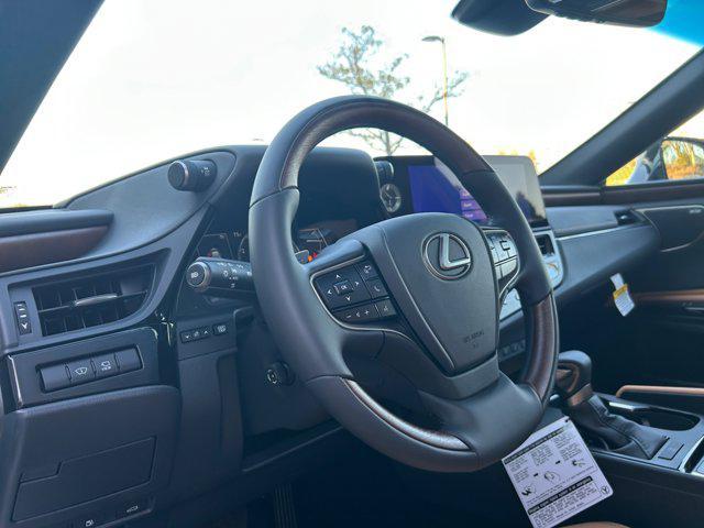 new 2025 Lexus ES 350 car, priced at $53,826