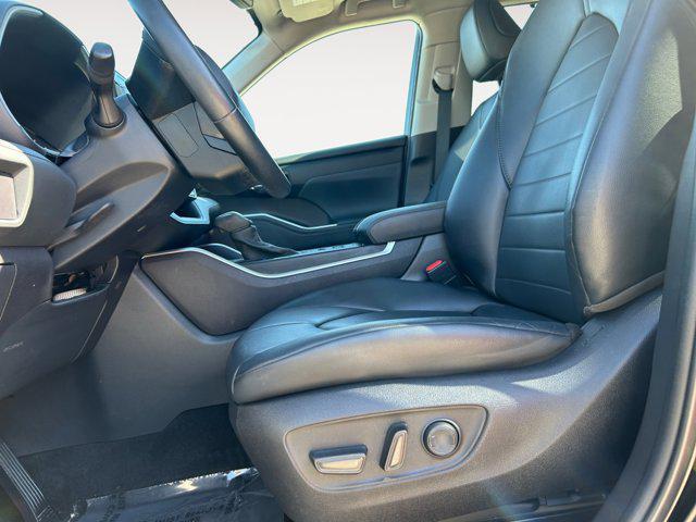 used 2022 Toyota Highlander car, priced at $35,900