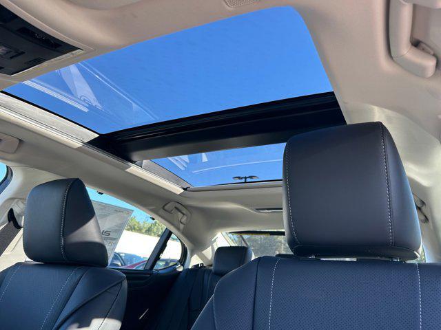 new 2025 Lexus ES 350 car, priced at $53,826