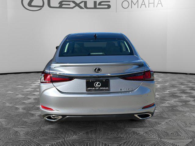 new 2025 Lexus ES 350 car, priced at $53,826