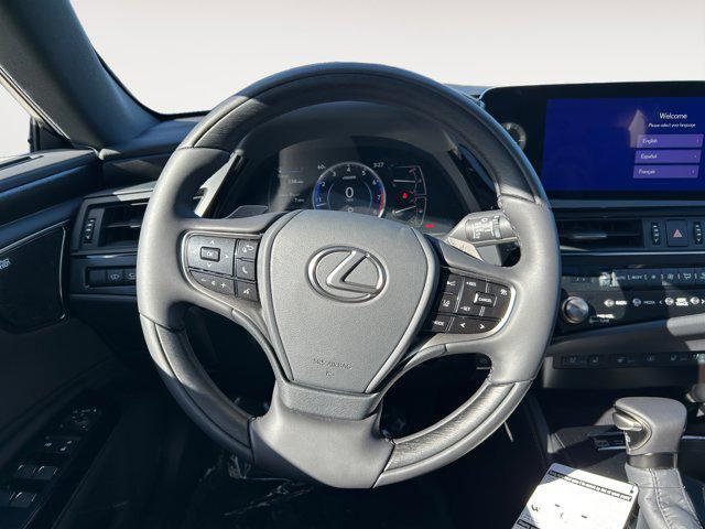 new 2025 Lexus ES 350 car, priced at $53,826
