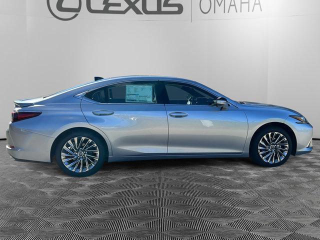 new 2025 Lexus ES 350 car, priced at $53,826