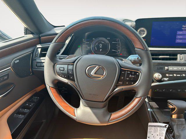 new 2025 Lexus ES 300h car, priced at $54,645