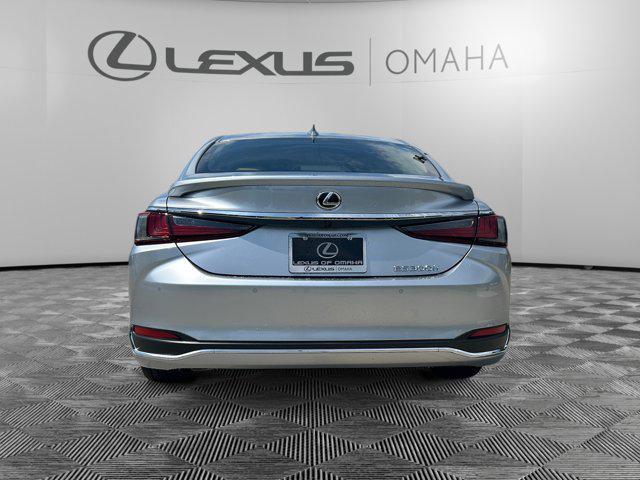 new 2025 Lexus ES 300h car, priced at $54,645