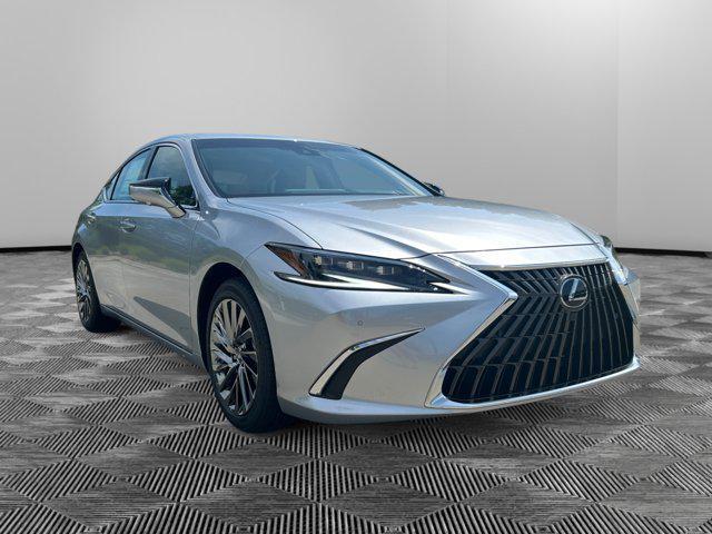 new 2025 Lexus ES 300h car, priced at $54,645