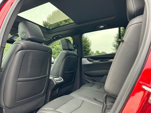 used 2025 Cadillac XT6 car, priced at $56,000