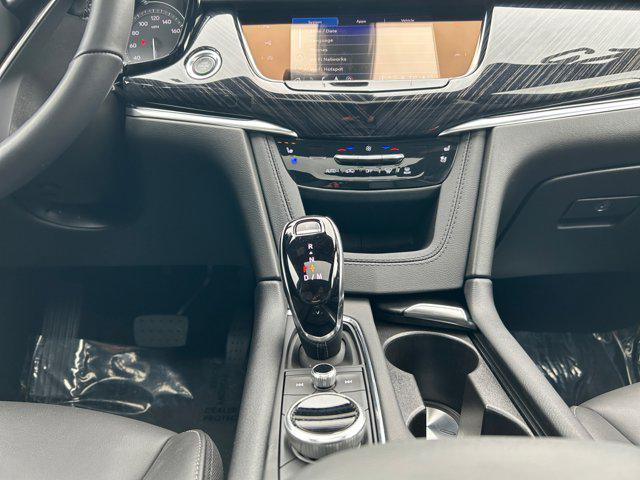 used 2025 Cadillac XT6 car, priced at $56,000