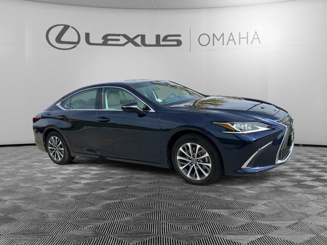 used 2022 Lexus ES 350 car, priced at $32,000
