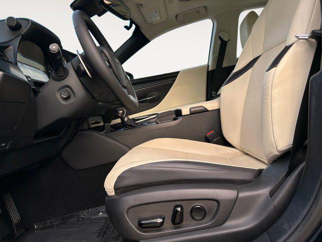 used 2022 Lexus ES 350 car, priced at $31,500