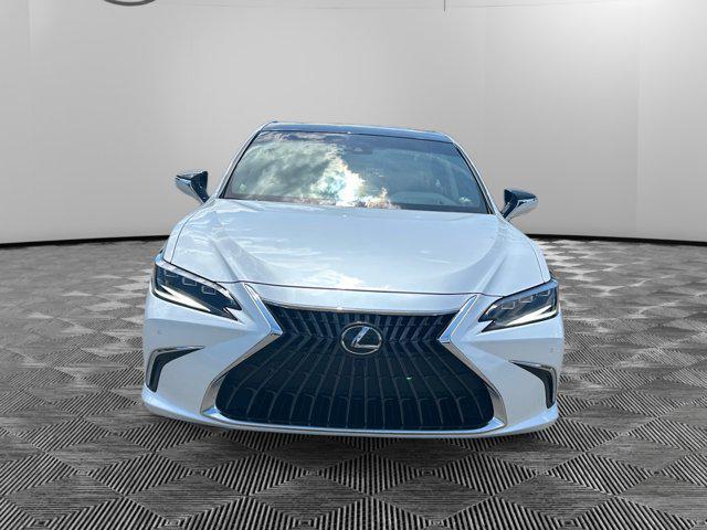 new 2025 Lexus ES 350 car, priced at $56,414