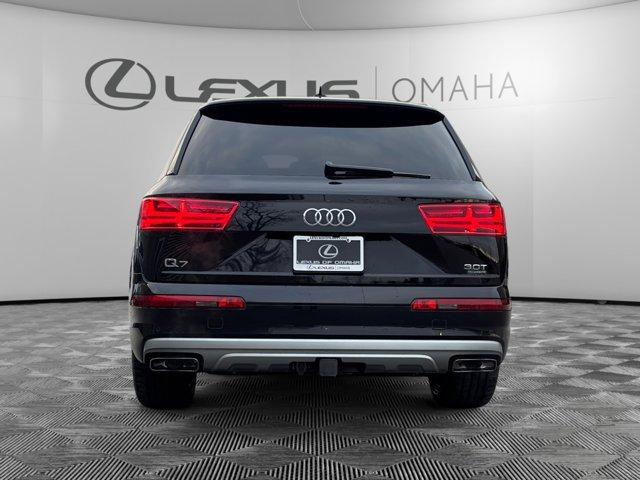 used 2018 Audi Q7 car, priced at $23,000