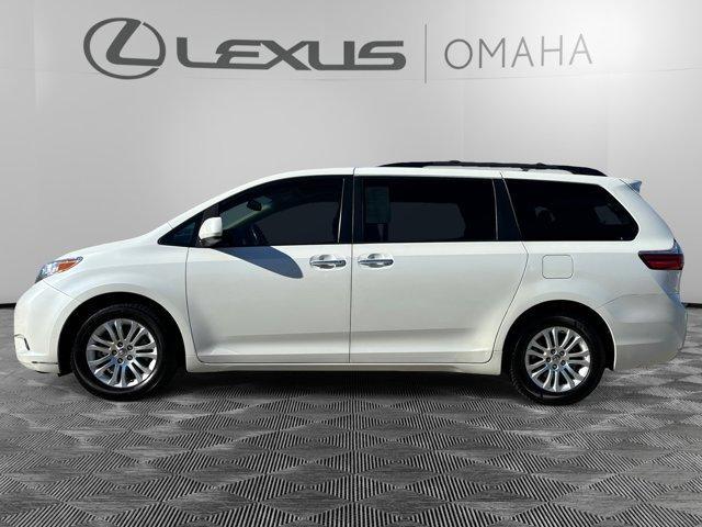 used 2016 Toyota Sienna car, priced at $23,900