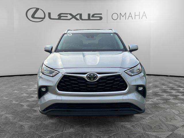 used 2020 Toyota Highlander car, priced at $29,500