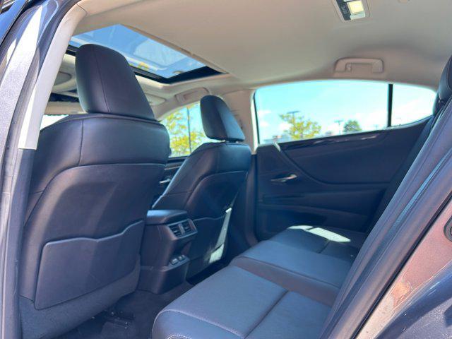 used 2021 Lexus ES 350 car, priced at $35,000