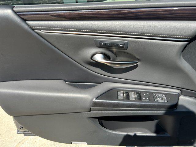 used 2021 Lexus ES 350 car, priced at $35,000