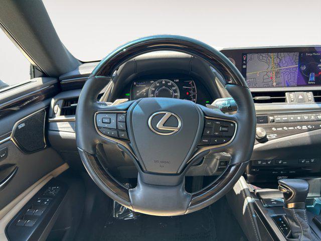 used 2021 Lexus ES 300h car, priced at $37,000