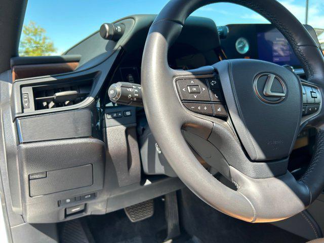 used 2023 Lexus ES 350 car, priced at $38,000