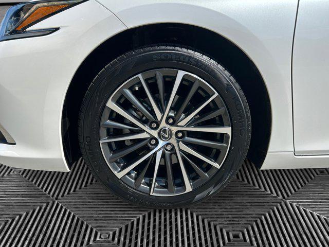 used 2023 Lexus ES 350 car, priced at $38,000