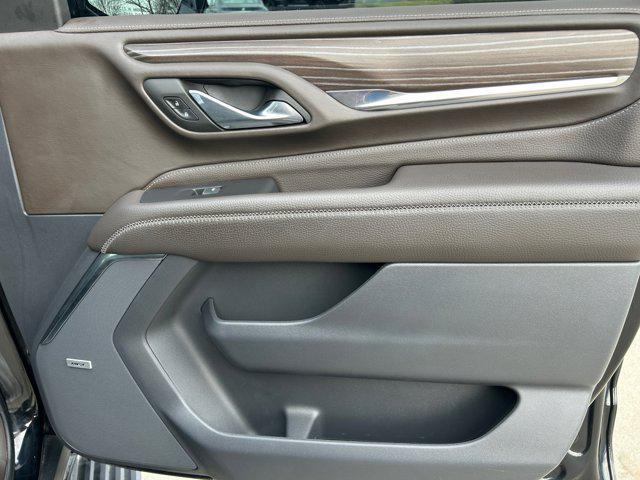 used 2024 GMC Yukon XL car, priced at $72,900