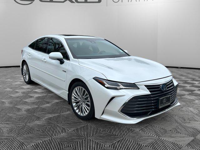 used 2019 Toyota Avalon Hybrid car, priced at $28,000