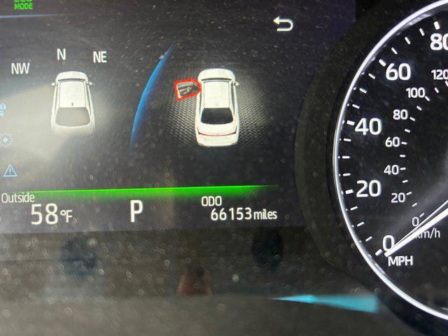 used 2019 Toyota Avalon Hybrid car, priced at $28,000