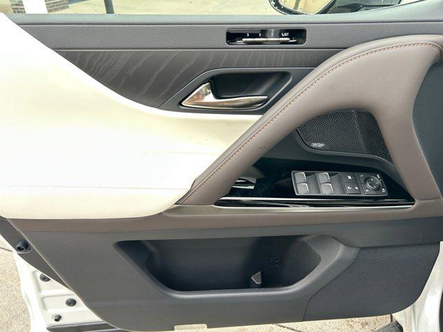 new 2025 Lexus LX 600 car, priced at $119,965