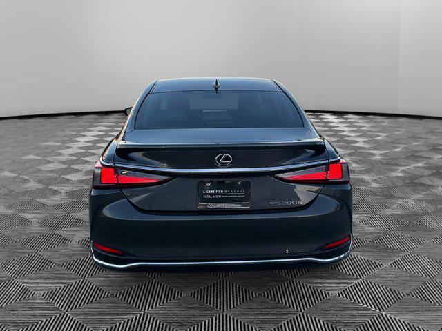 used 2025 Lexus ES 300h car, priced at $44,400