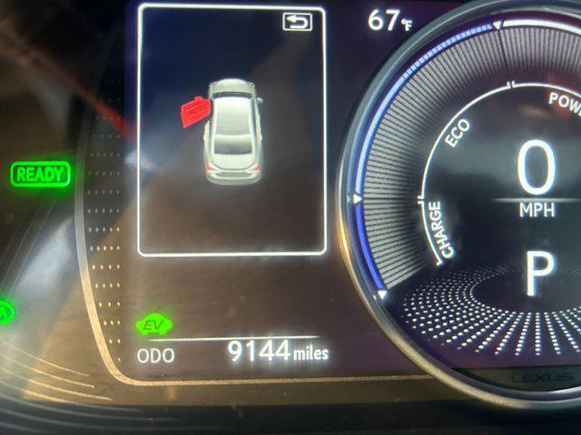 used 2025 Lexus ES 300h car, priced at $44,400