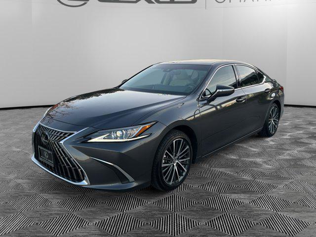 used 2025 Lexus ES 300h car, priced at $44,400
