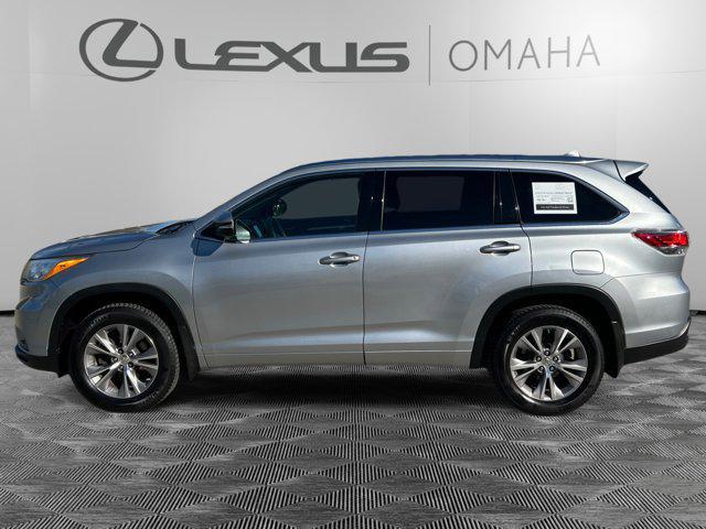 used 2014 Toyota Highlander car, priced at $15,500