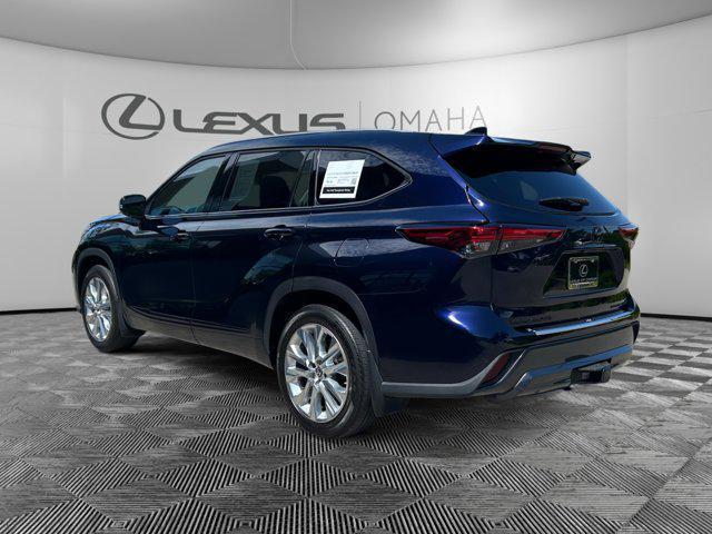 used 2021 Toyota Highlander car, priced at $41,000