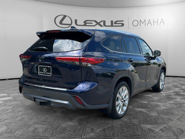 used 2021 Toyota Highlander car, priced at $41,000