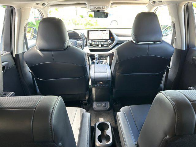 used 2021 Toyota Highlander car, priced at $41,000