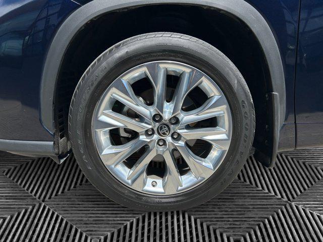 used 2021 Toyota Highlander car, priced at $41,000