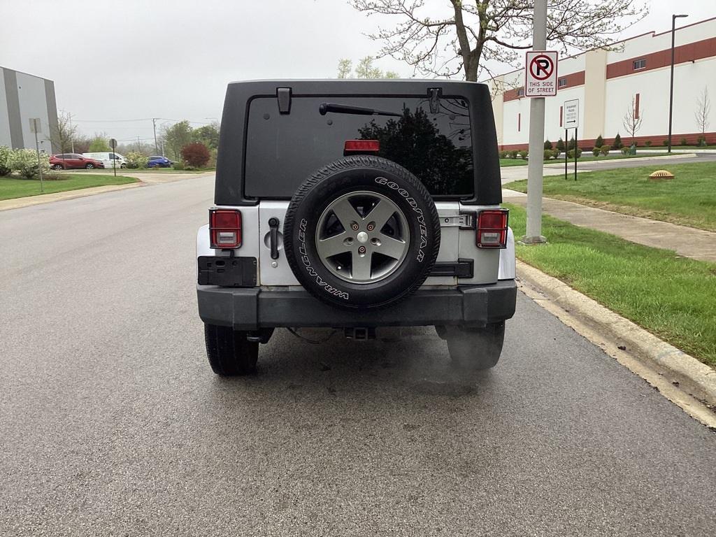 used 2013 Jeep Wrangler Unlimited car, priced at $12,995
