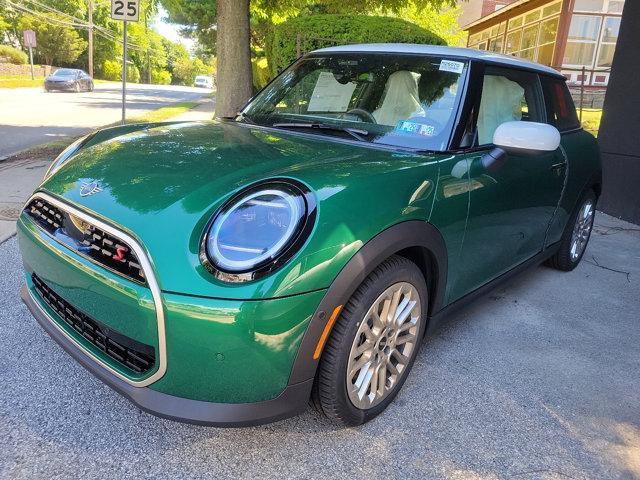 new 2025 MINI Hardtop car, priced at $35,895