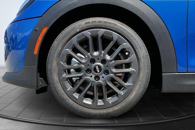 new 2025 MINI Hardtop car, priced at $37,380