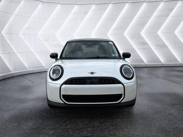 new 2025 MINI Hardtop car, priced at $32,430