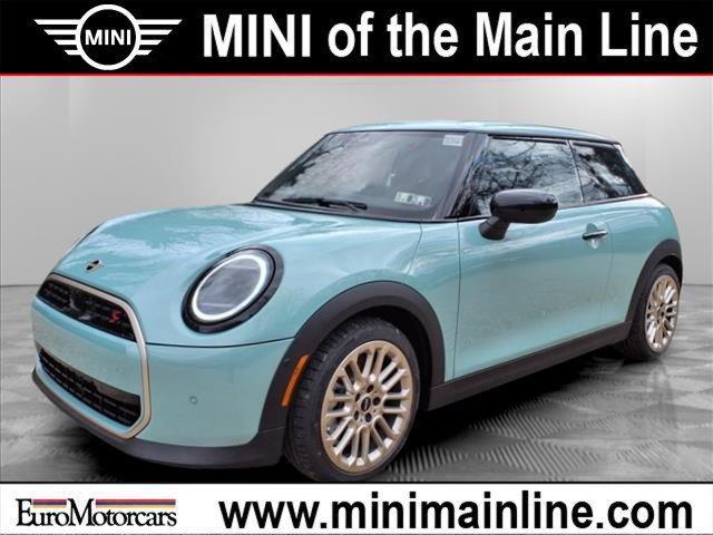 new 2025 MINI Hardtop car, priced at $35,980