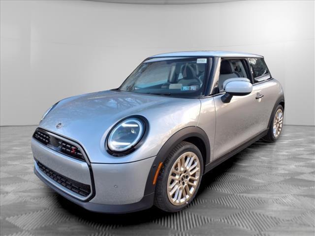 new 2025 MINI Hardtop car, priced at $35,595