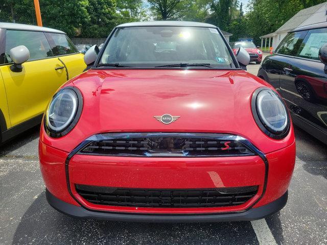 new 2025 MINI Hardtop car, priced at $35,595