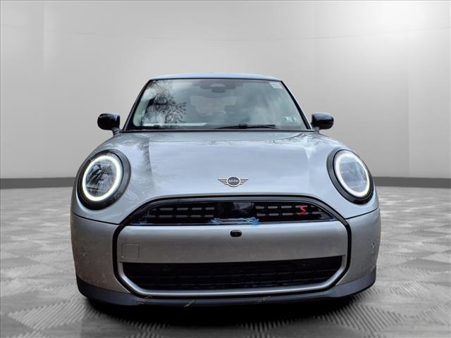 new 2025 MINI Hardtop car, priced at $37,380