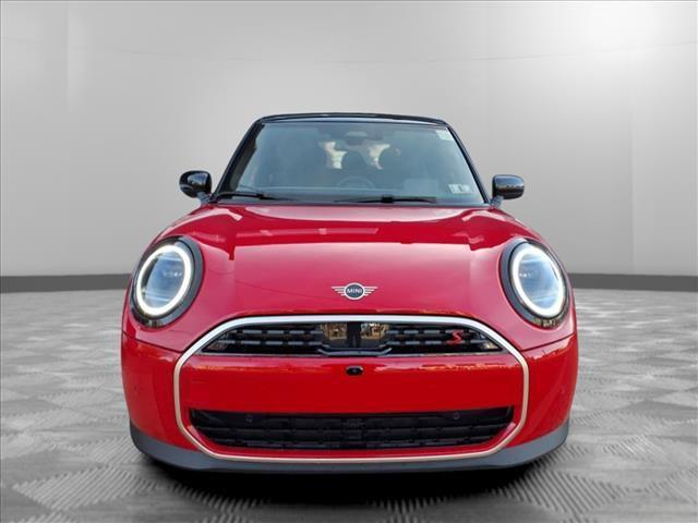 new 2025 MINI Hardtop car, priced at $39,380