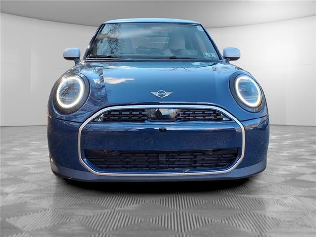 new 2025 MINI Hardtop car, priced at $35,645