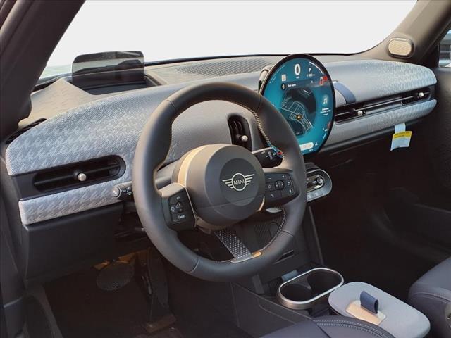 used 2025 MINI Hardtop car, priced at $31,495