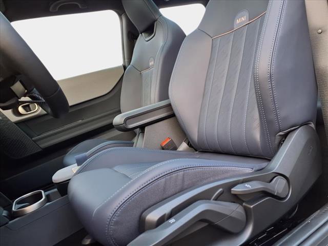 used 2025 MINI Hardtop car, priced at $31,495