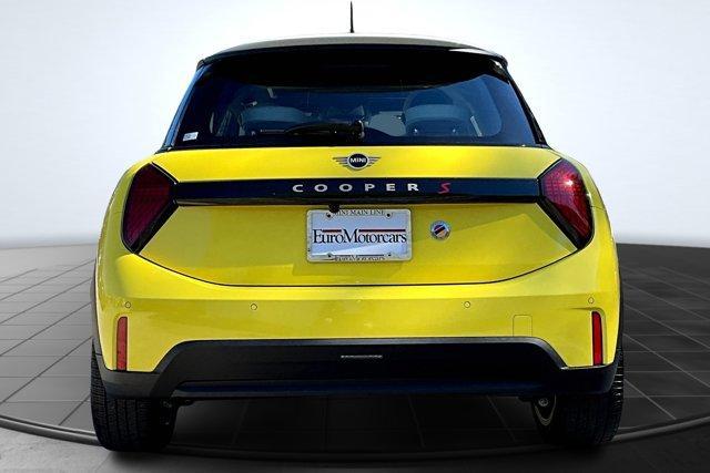 new 2026 MINI Hardtop car, priced at $38,440