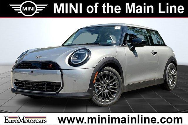 new 2025 MINI Hardtop car, priced at $37,380