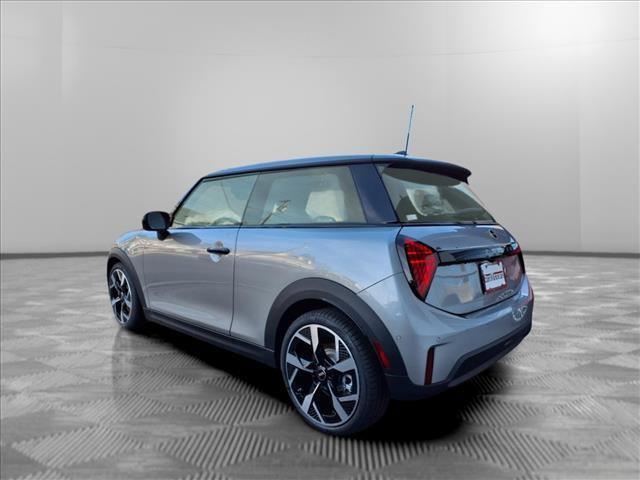 new 2025 MINI Hardtop car, priced at $35,395