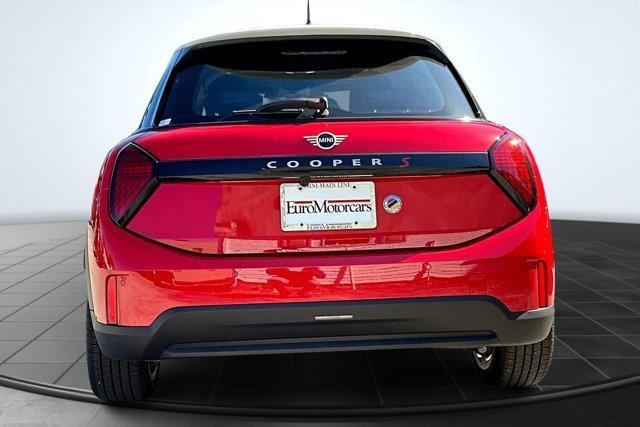 new 2025 MINI Hardtop car, priced at $37,075